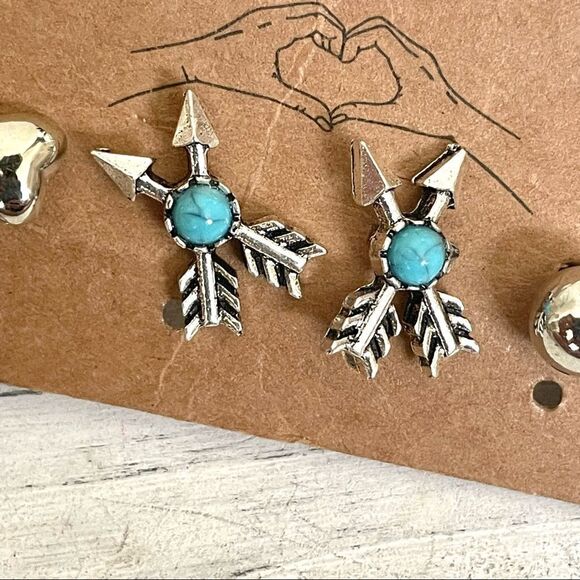 Silver tone Earring bundle - 3 post, 1 dangle - Picture 4 of 8